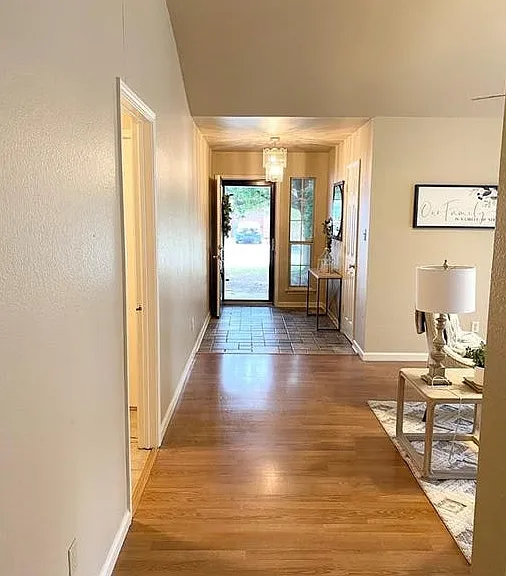 1202 Stone Creek Dr — Photo 43