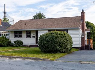 10 Frederick St, Dartmouth, NS B3A2C3