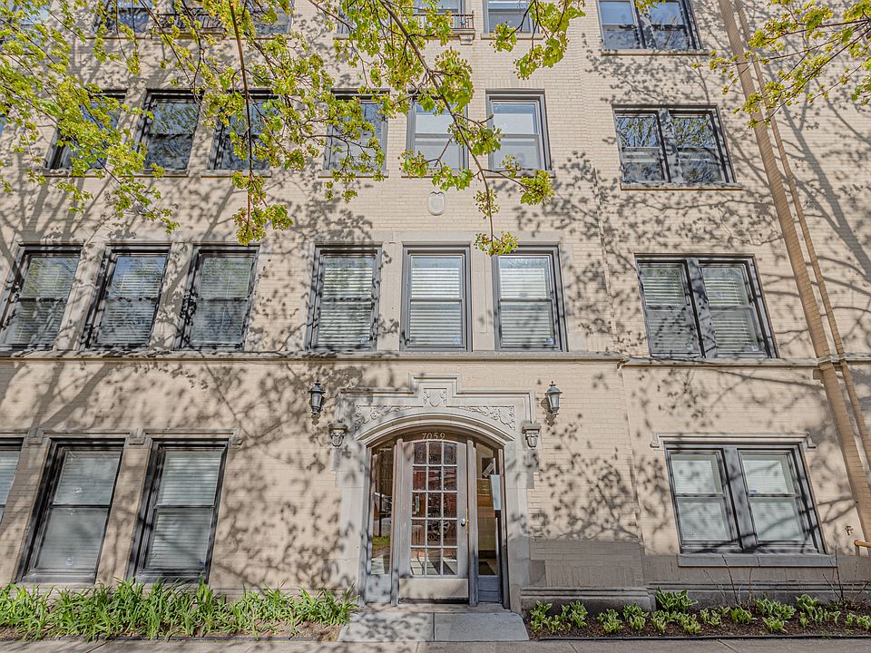 1st image of 7059 N Damen Ave APT 1N