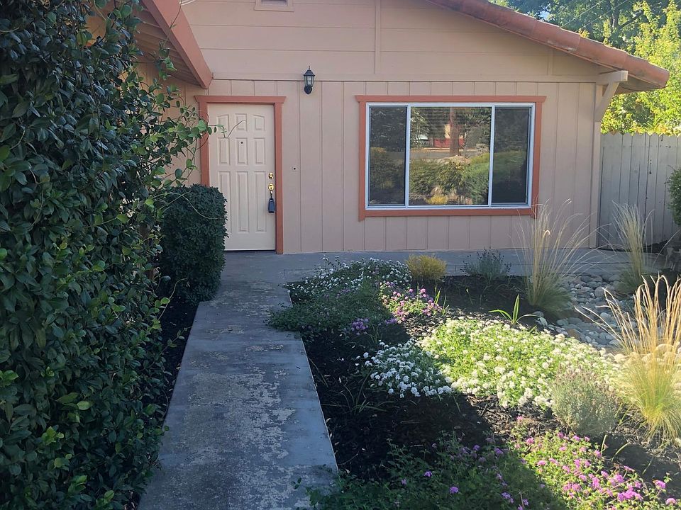 1st image of 111 Frances Ave