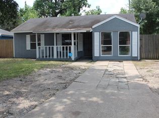 5206 Bataan Rd, Houston, TX 77033