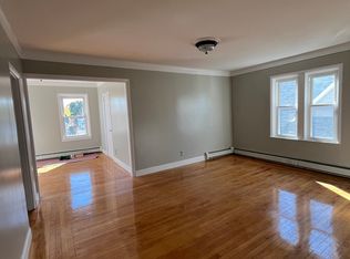 253 Washington Ave #3, Providence, RI 02905