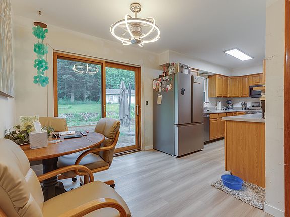 5th image of 257 Thelma Dr