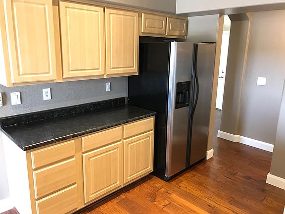 5th image of 7917 Canyons Park Ave