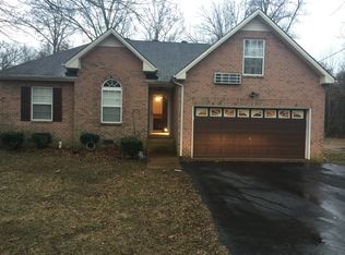 146 Candle Wood Dr, Hendersonville, TN 37075