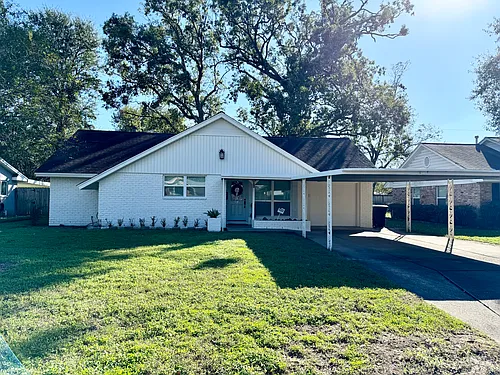 2311 Stonecrest Dr Photo 1
