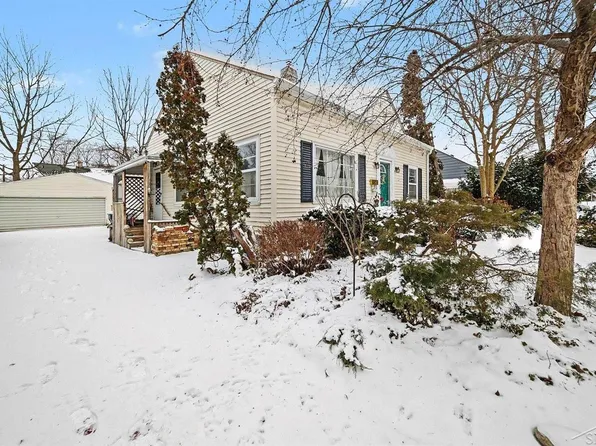 305 S Cornell St, Bay City, MI 48708