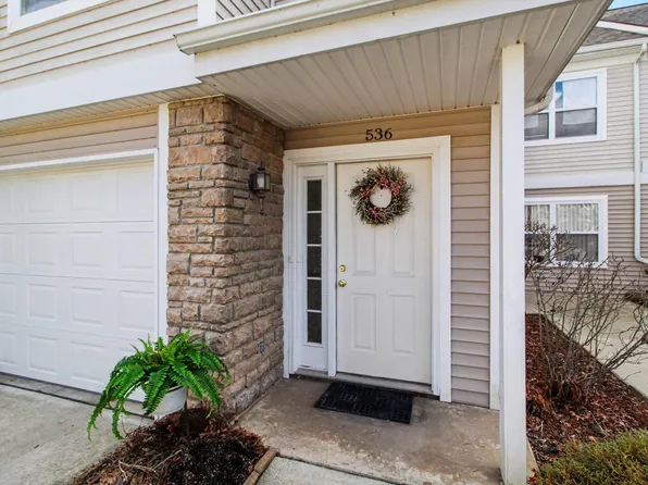 536 Boulderstone Ln, Chelsea, MI 48118