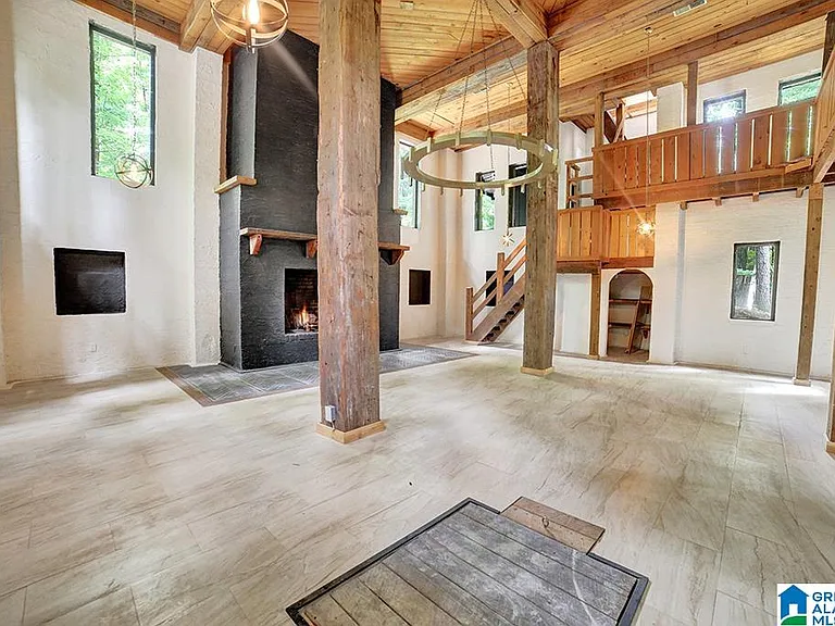 2409 Cahaba River Est — Photo 4