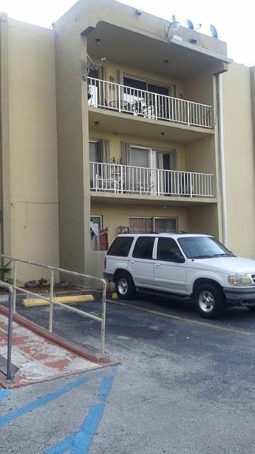 2nd image of 1480 W 46th St APT 110