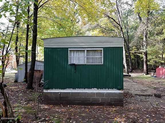 3rd image of 2625 W Pierce Dr