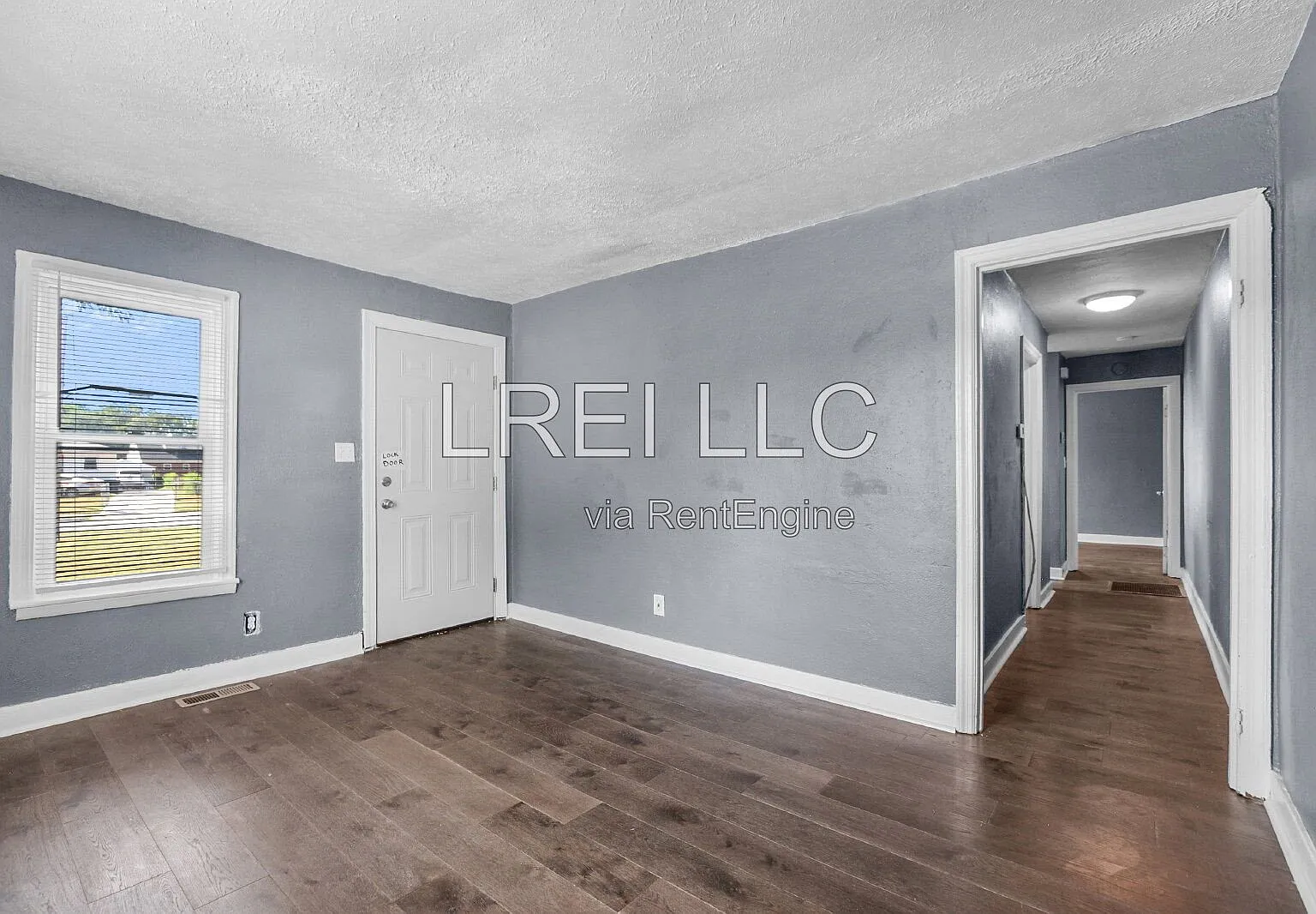 1 bed, 1.0 bath, 550 sqft, $780 — Photo 2