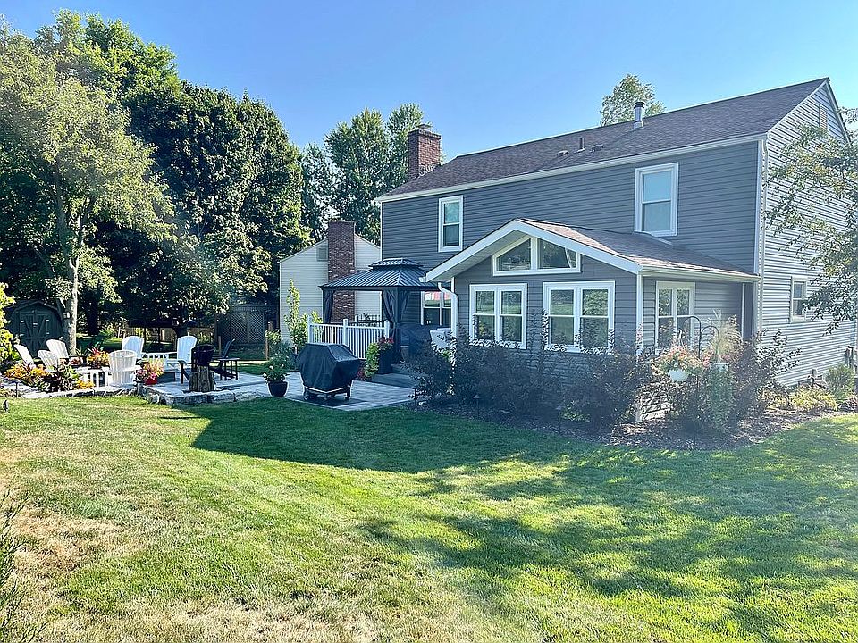 2nd image of 119 Rembrandt Dr