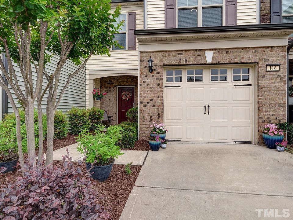 1st image of 116 Comptonfield Dr