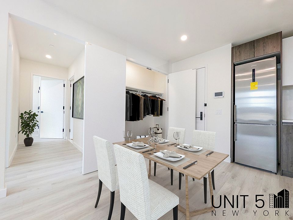 1st image of 388 Vernon Ave #601