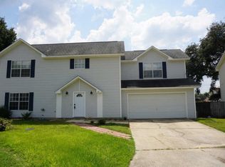 511 Hillview Cir, Crestview, FL 32536