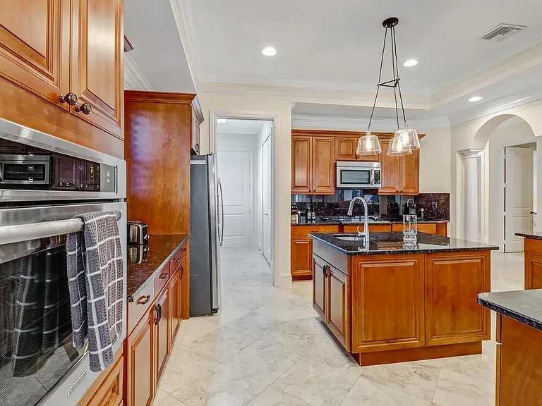 2854 Coco Lakes Ct — Photo 11