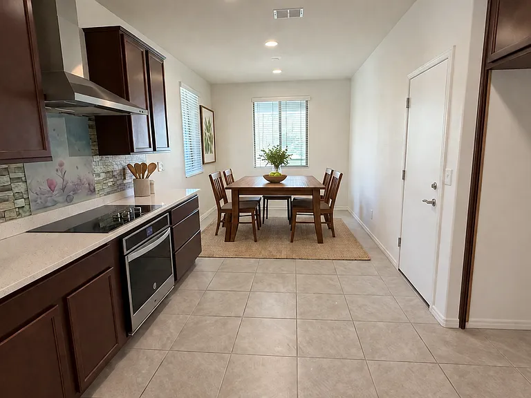 6554 S 24th Pl — Photo 10