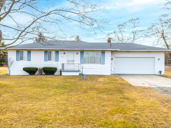 2315 S Irish Rd, Davison, MI 48423