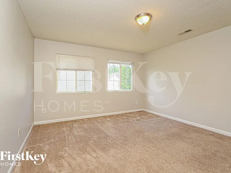 2645 Ninfield Dr — Photo 16