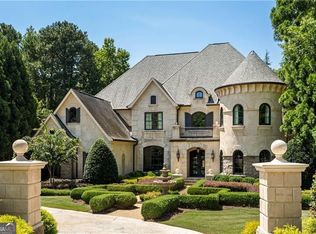 5450 Claire Rose Ln, Sandy Springs, GA 30327