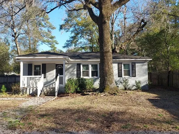 135 Dowling Ave, Walterboro, SC 29488