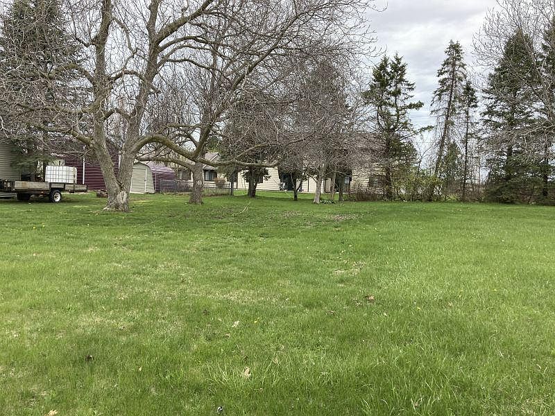 2nd image of Bruce St