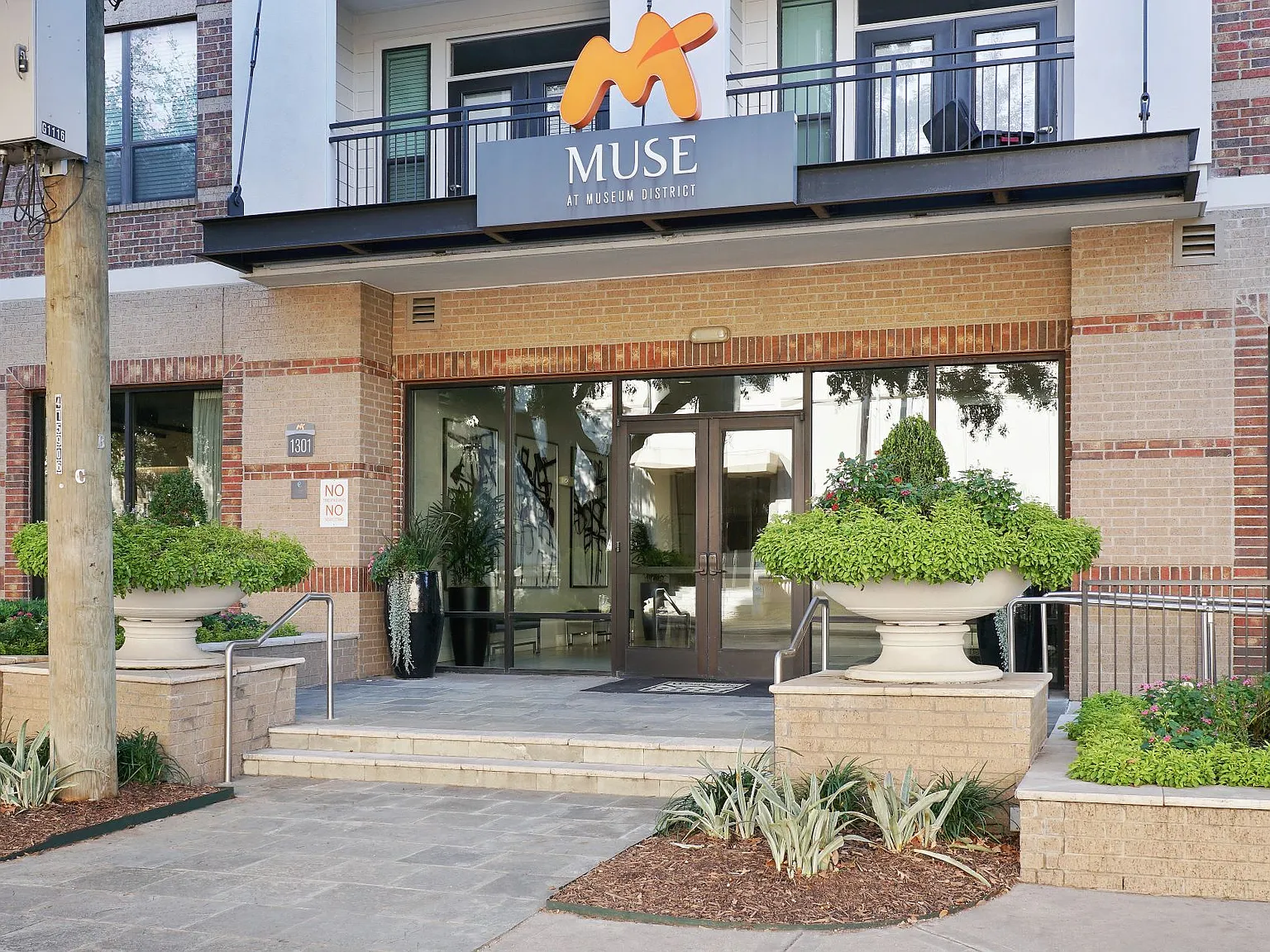 Muse at Museum District — Photo 2