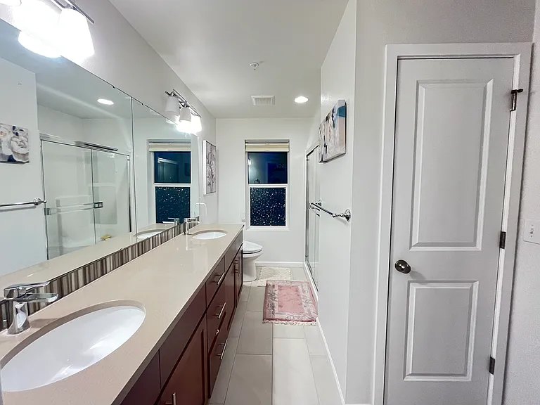8212 S 132nd St — Photo 17
