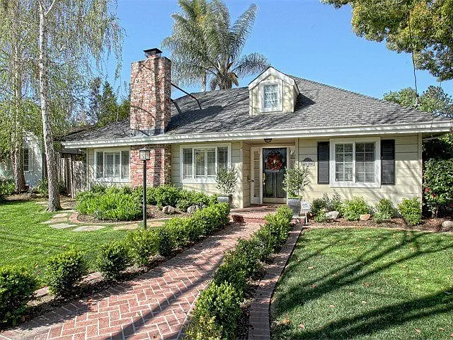 1603 Cherry Ave photo 1