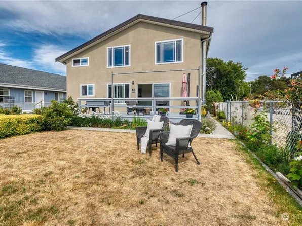 736 Walters Lane, Point Roberts, WA 98281
