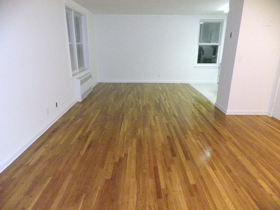 1st image of 3945 47th St