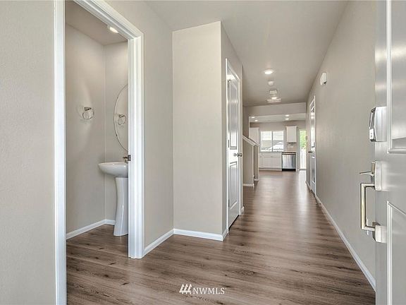 2nd image of 3826 85th Ave NE