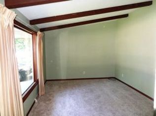 1365 Cormier Rd, Green Bay, WI 54313