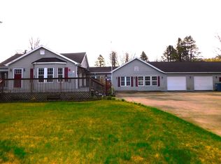 3453 Riverside Rd, Benton Harbor, MI 49022