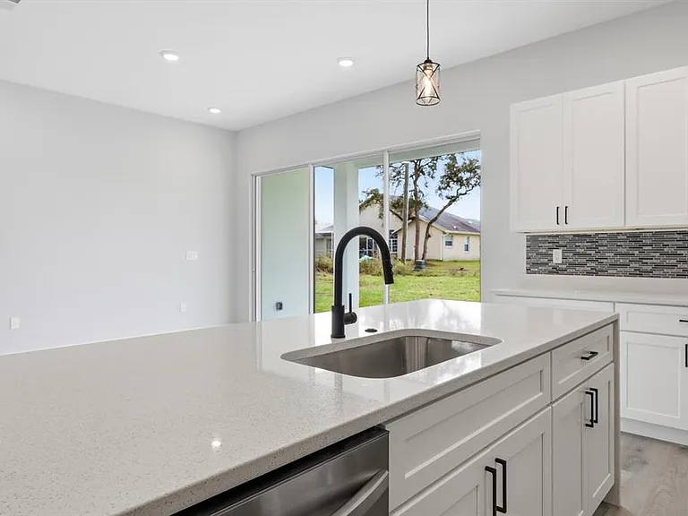 13975 SW 27th Court Rd — Photo 11