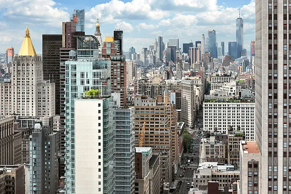 Rented by Compass | media 17