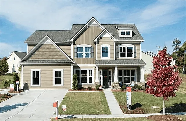 4018 Orchid Way — Photo 2
