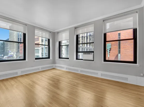 250 Mercer Street image 2 of 11