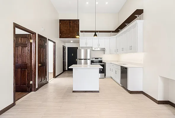 Rented by Keller Williams NYC | media 11