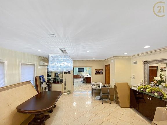 5th image of 1115 Avenue P