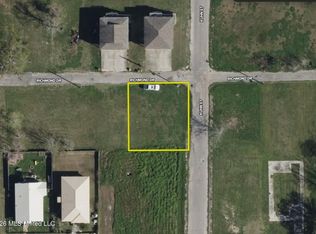 155 Kuhn St, Biloxi, MS 39530