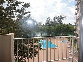 2nd image of 1200 NE Miami Gardens Dr APT 309W