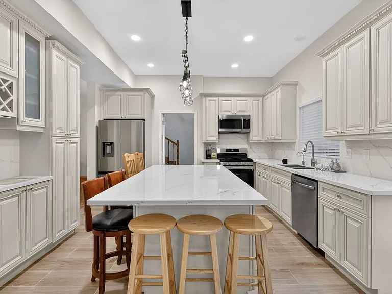 1401 Zion Way — Photo 10