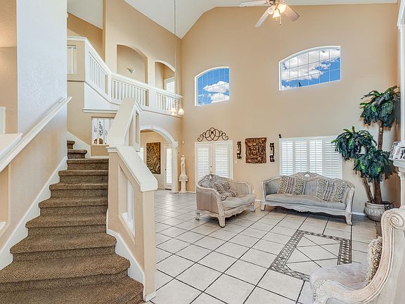 3rd image of 3132 Tierra Agave Dr