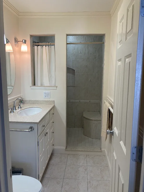 2 bed, 1218 sqft, $2,200 — Photo 3