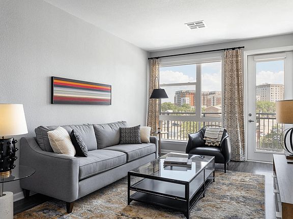 5th image of 730 21st St #1
