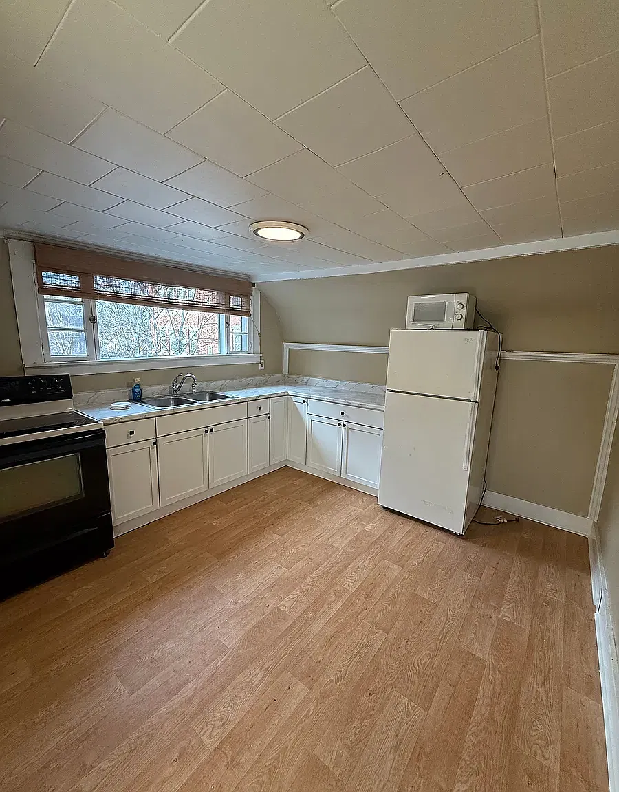 1 bed, 650 sqft, $1,700 — Photo 3