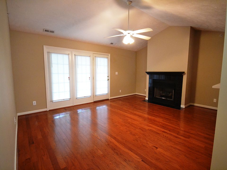 Kings Grant Condominiums 402 Bubble Creek Ct Fayetteville NC Zillow