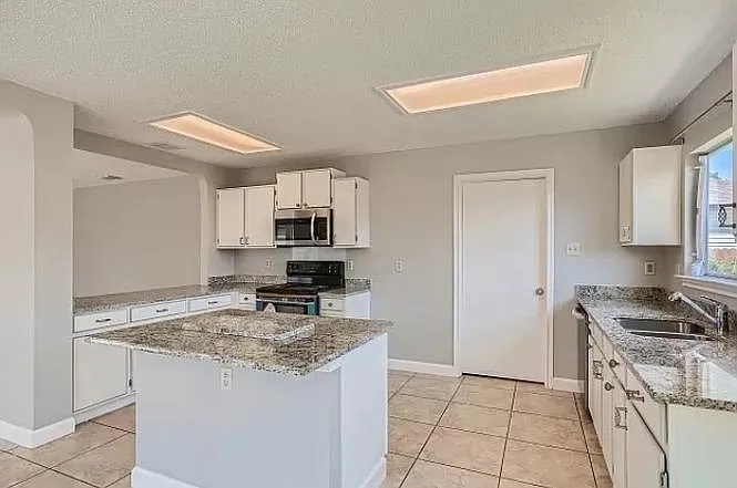 3 bed, 1520 sqft, $1,650 — Photo 2